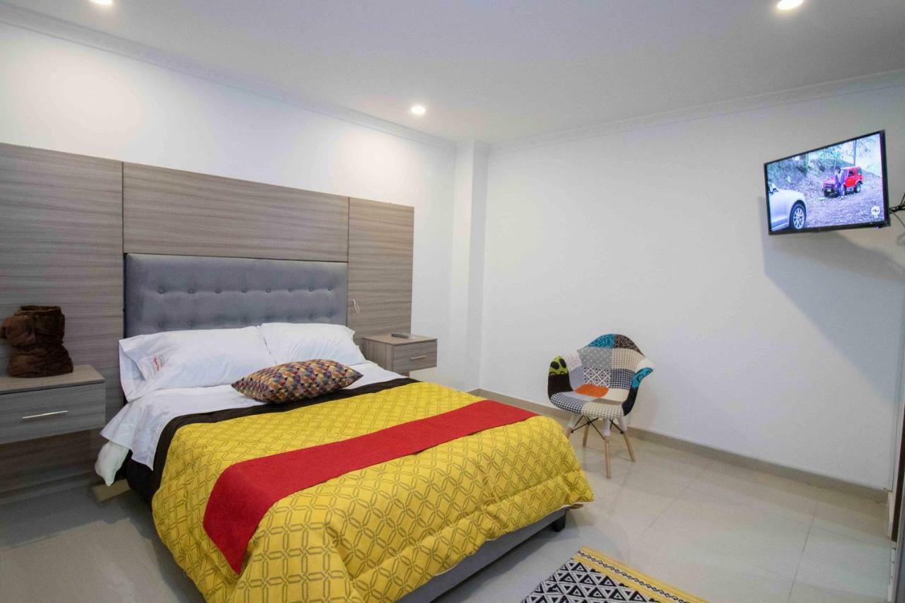 Hotel Madrid Plaza Colombia Exteriör bild